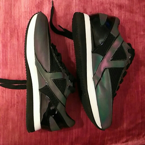 YRU reflective shoes - Picture 6 of 8